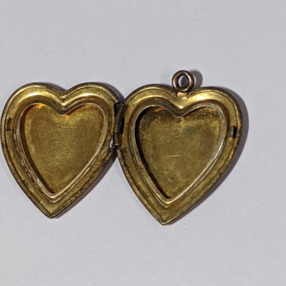 Vintage Sterling Gold Fill Victorian Heart Locket - Picture 5 of 6